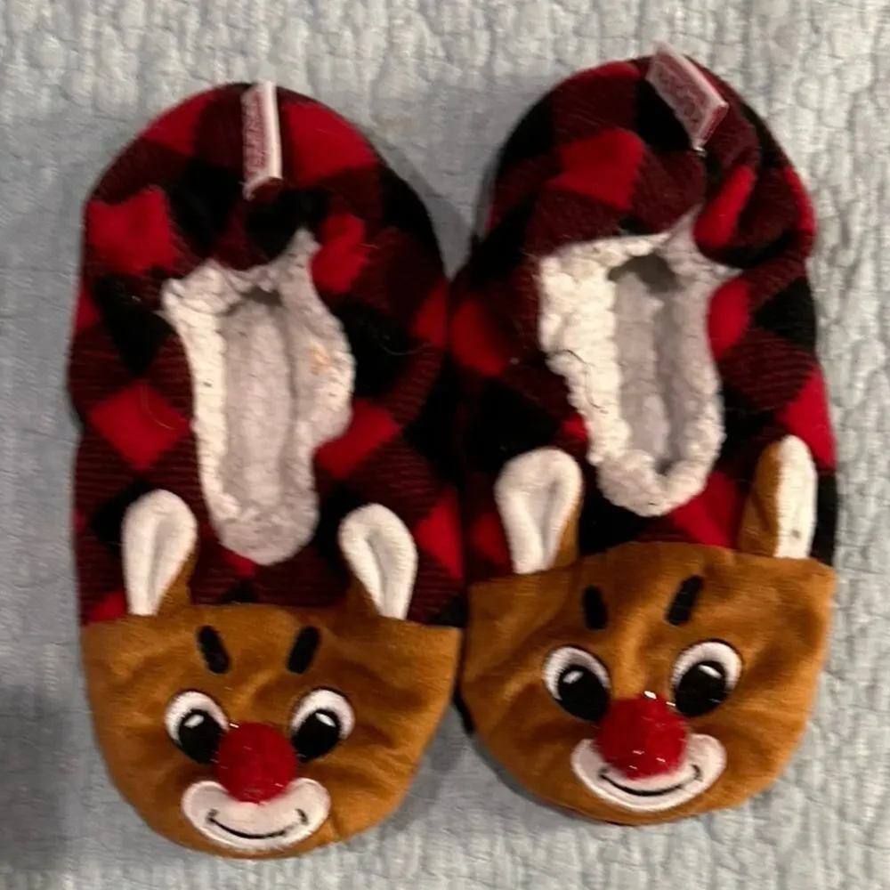 Rudolph the Red Nosed Reindeer Slippers - Kids Size Medium